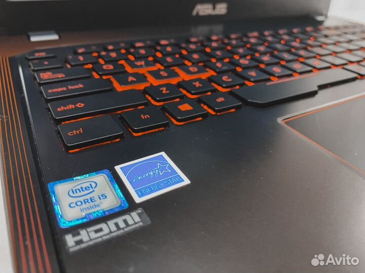 Игровой Asus i5-6300HQ / GTX 960m