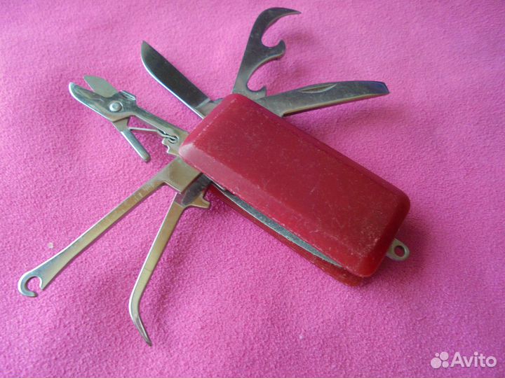 Многопредметные складные ножи Европа