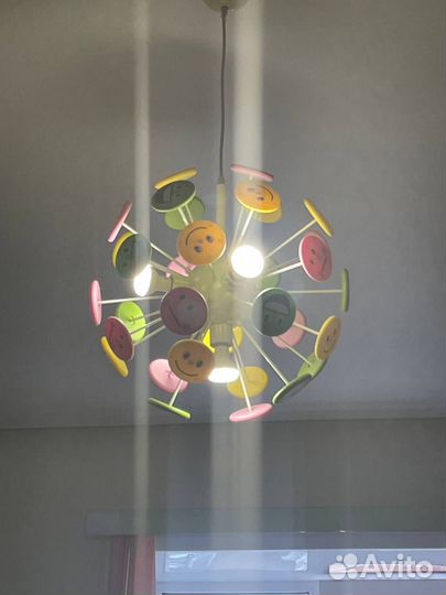 Комплект мебели (стенка, кровати, стол, стулья)