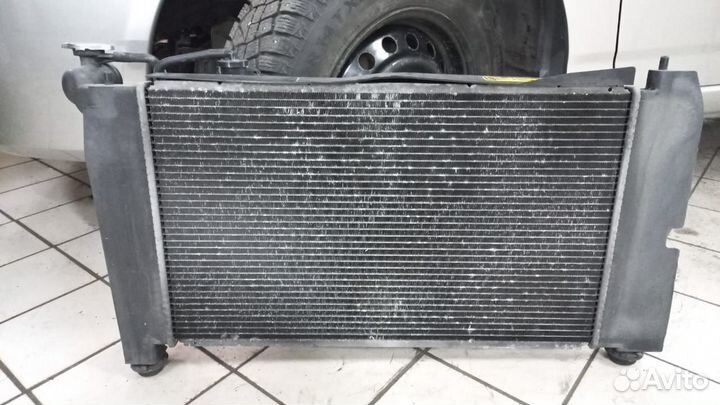 Радиатор охлаждения двигателя toyota
