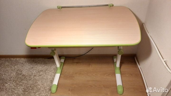 Растущая парта La Tacho