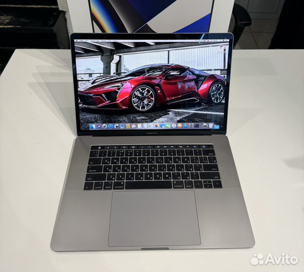 Macbook Pro 15 2017 i7 16gb 1Tb (1000Gb)