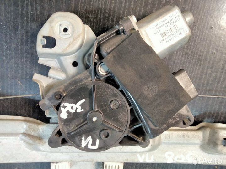 Стеклоподъемник передний левый Peugeot 308 хетчбек