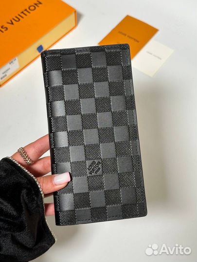 Бумажник Louis Vuitton Zippy