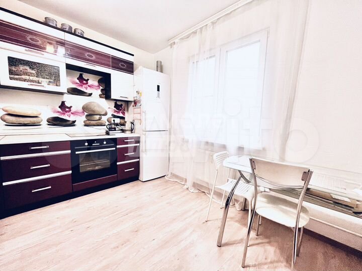 2-к. квартира, 57,4 м², 2/18 эт.