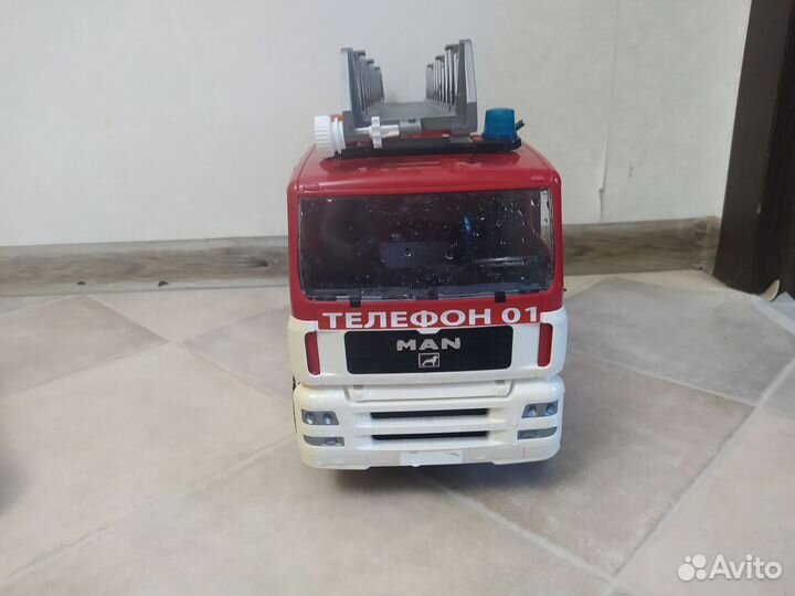 Пожарная машина bruder