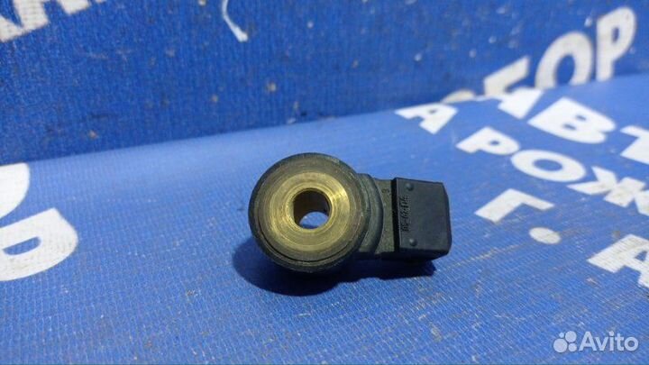 Датчик детонации Mercedes-Benz W203 седан 271.946