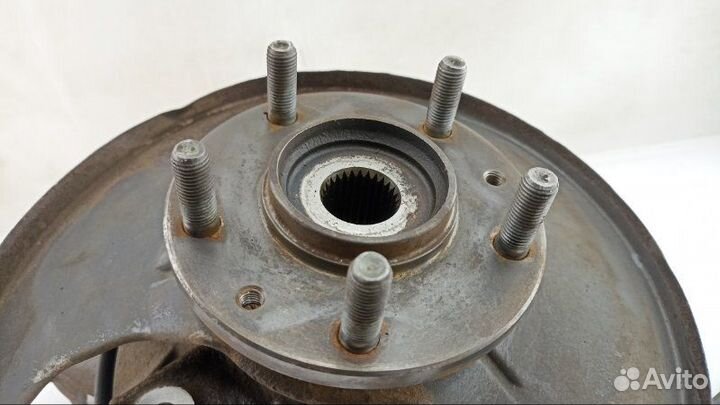 Ступица задняя левая Mazda 6 GY3W 2005