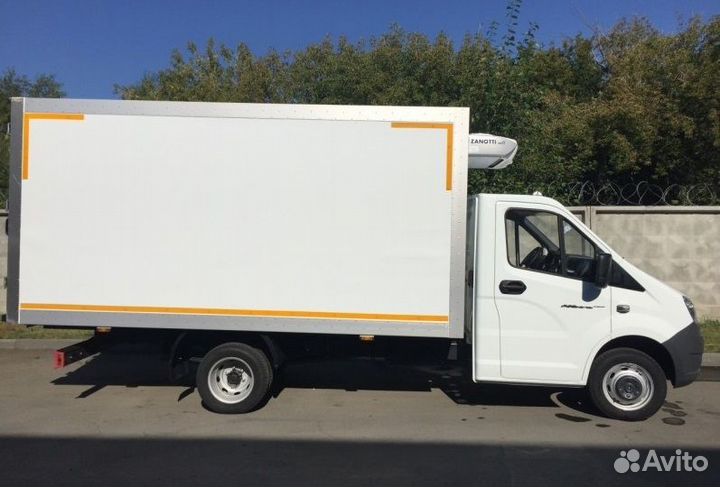 Водитель с ГАЗЕЛЬ рефрежиратор