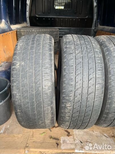 Kumho Crugen Premium KL33 235/55 R19 101