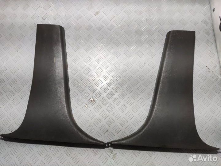 Обшивка стойки передняя Kia Spectra 1.6 S6D 2008