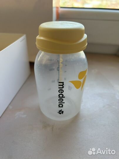 Молокоотсос medela