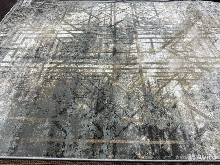 Ковер 1.6х2.3 новый