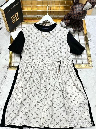 Женское Платье Louis Vuitton