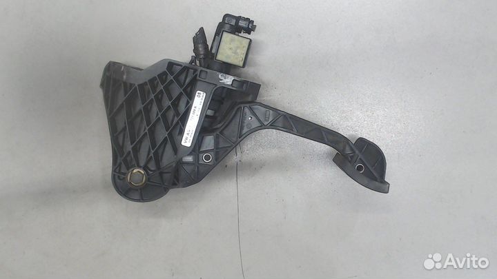 Педаль сцепления Peugeot 208, 2012