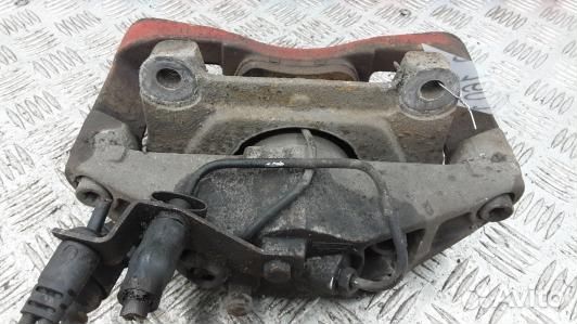 Суппорт тормозной передний левый audi A6 C6 (ZML09