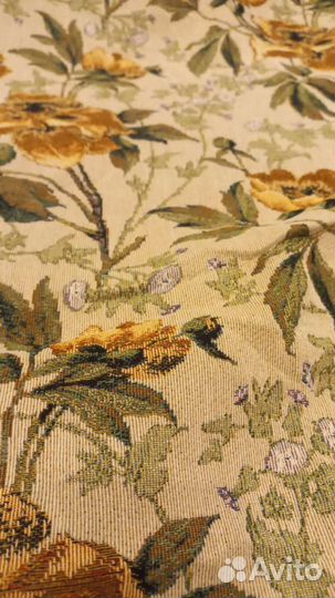 Скатерть гобеленовая