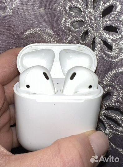 Беспроводные наушники