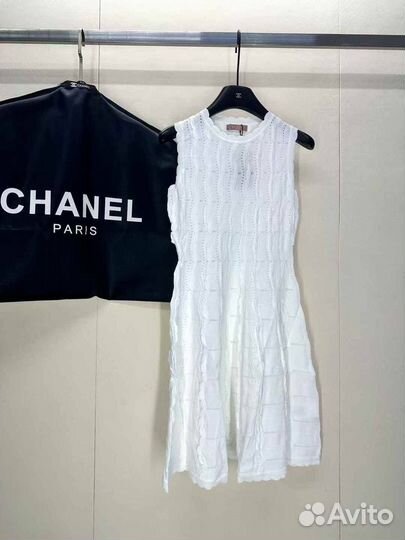 Платье женское alaia