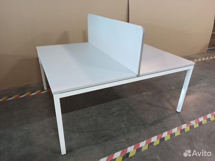 Новые столы на металлокаркасе, бенч система