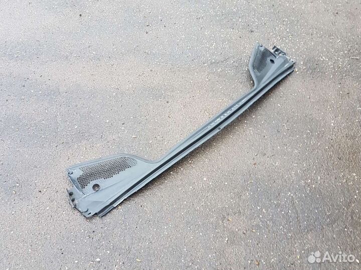 Жабо (планка под лобовое стекло) citroen C4 II