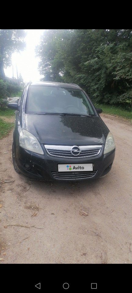 Opel Zafira: фото владельца
