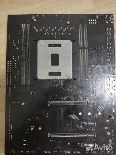 Материнская плата lga 2011