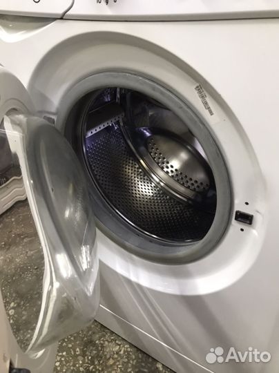Стиральная машина indesit