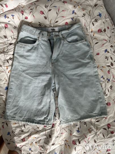 Шорты джинсовые