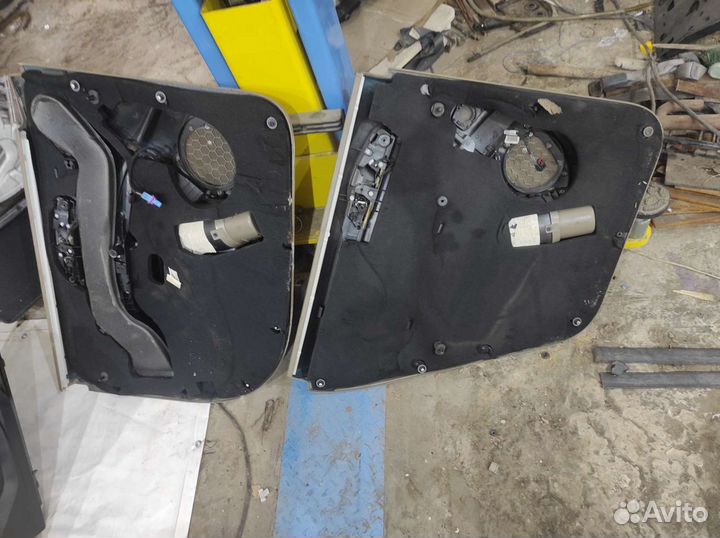 Обшивка двери задняя правая audi Q7