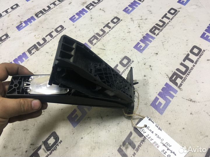 Педаль газа бмв 730D F01 седан, дизель