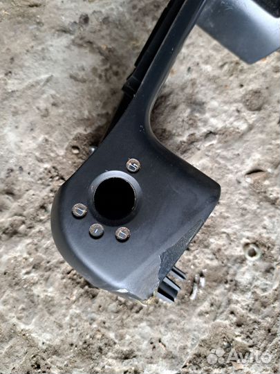 Ручка обшивки двери передний левый Audi A8 D3