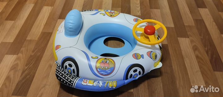 Надувной круг с рулем