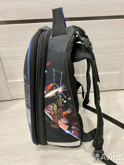 Ранец каркасный