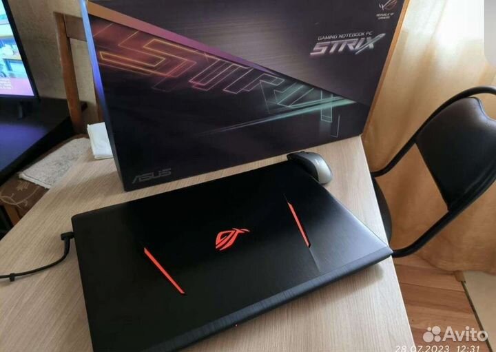 Asus rog strix