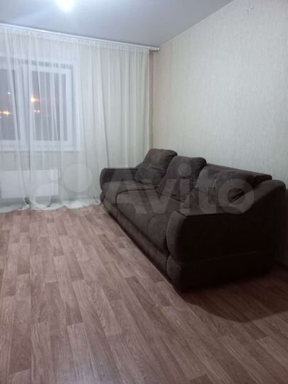 2-к. квартира, 50 м², 3/9 эт.