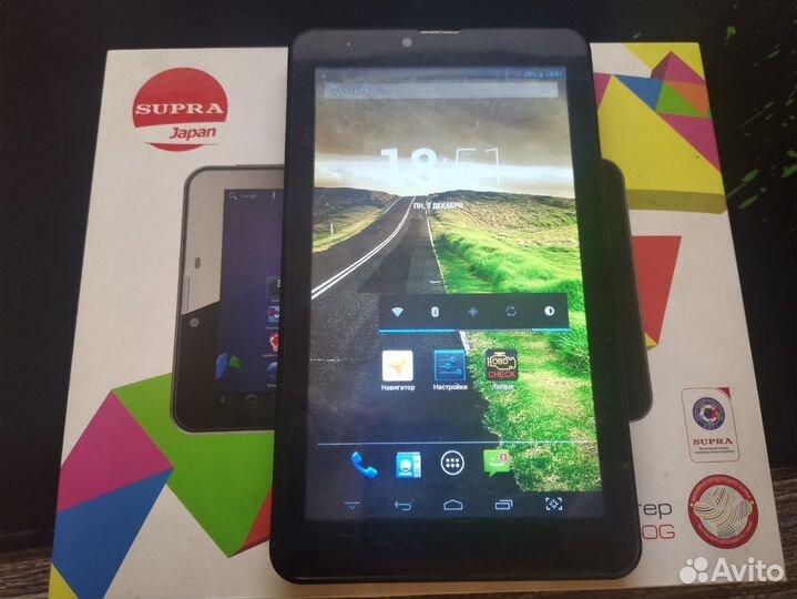 Планшет Supra m720g