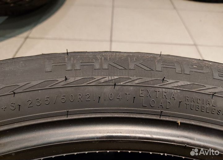 Nokian Tyres Hakkapeliitta 10p SUV 235/50 R21 104T