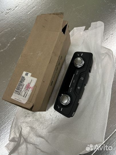 Блок управления климат-контролем задн. Audi A7 A6