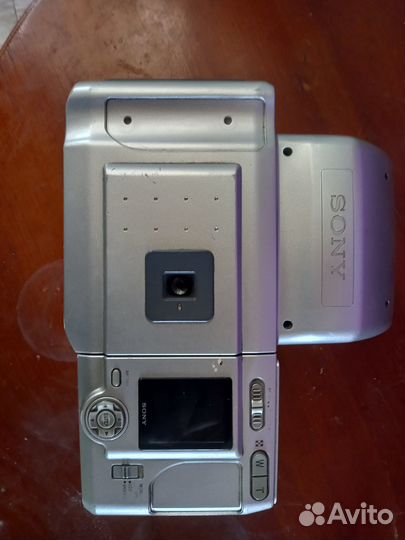 Продам фотоаппарат Sony