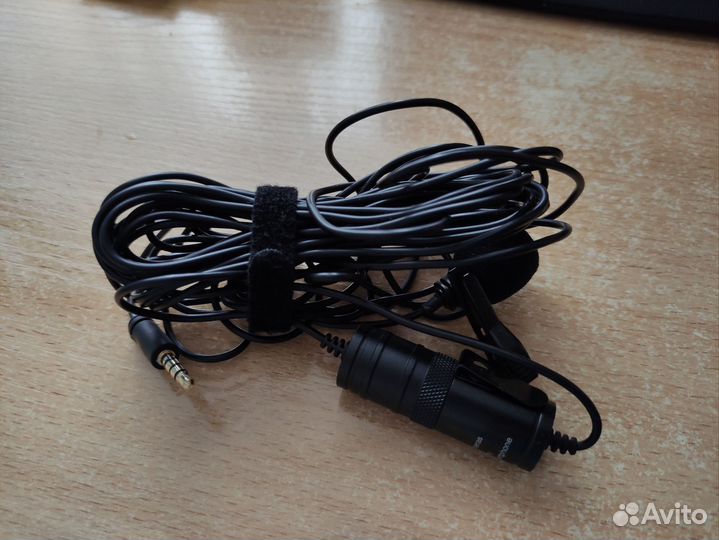 Микрофон петличный Boya BY m1