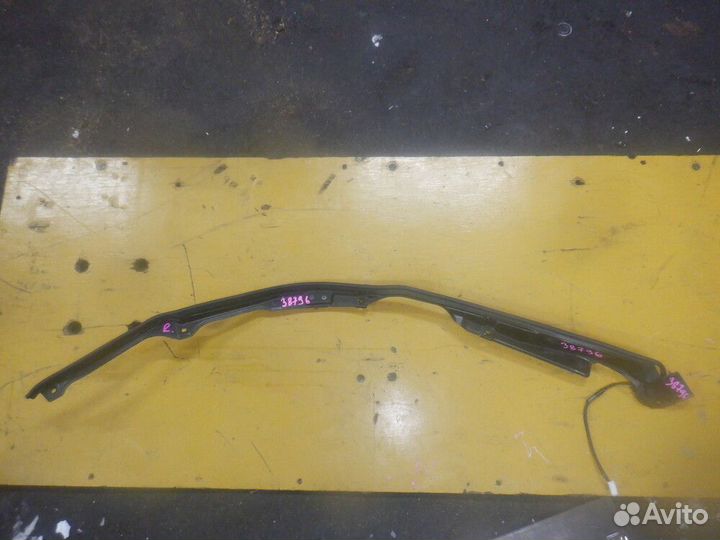 Датчик положения двери багажника прав. Toy/ Venza