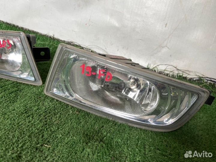 Туманка Honda Civic 4D