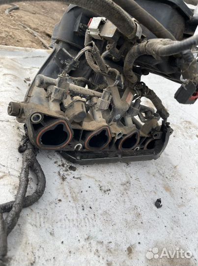 Впускной коллектор,форсунки рампа крайслер волга