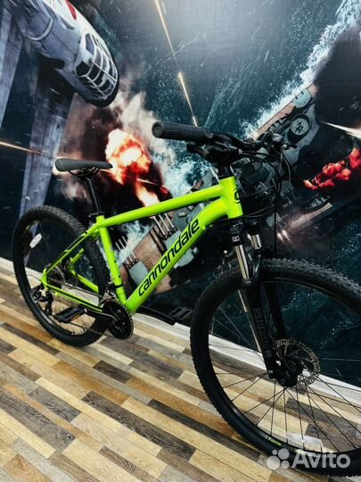 Горный велосипед Cannondale Catalyst 3 27,5”