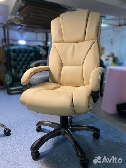 Кресло офисное