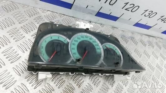 Щиток приборов toyota corolla verso 2 (71A13IT01)