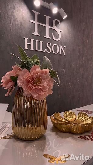 Маникюр и педикюр