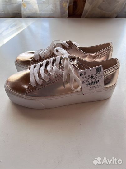 Кеды bershka