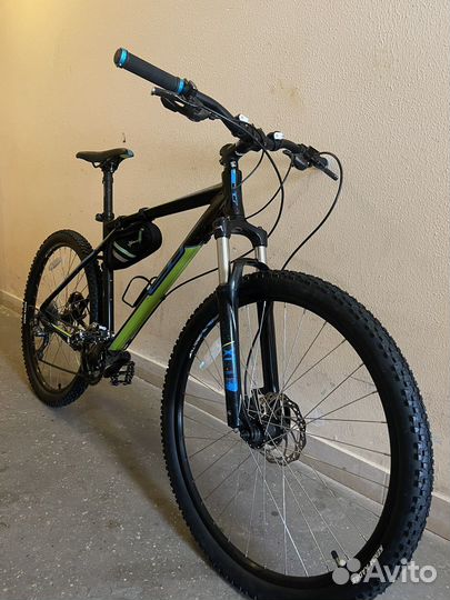 Велосипед GT avalanche sport